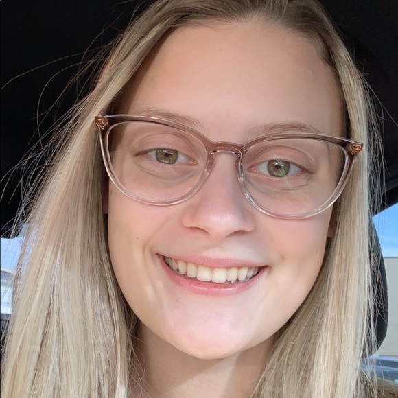 Meet your Posher, Bianca - Picture 1 of 1